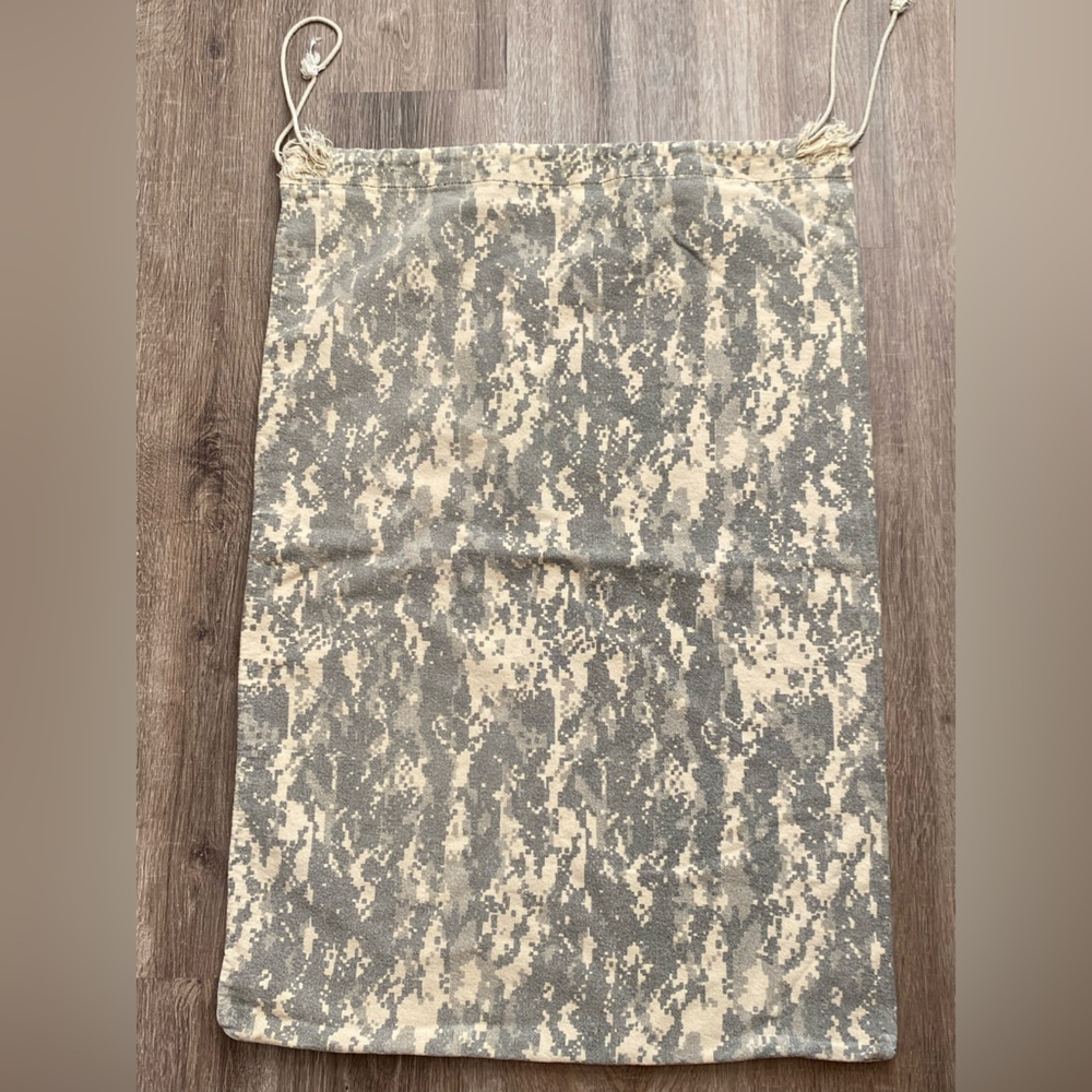 Camo laundry bag